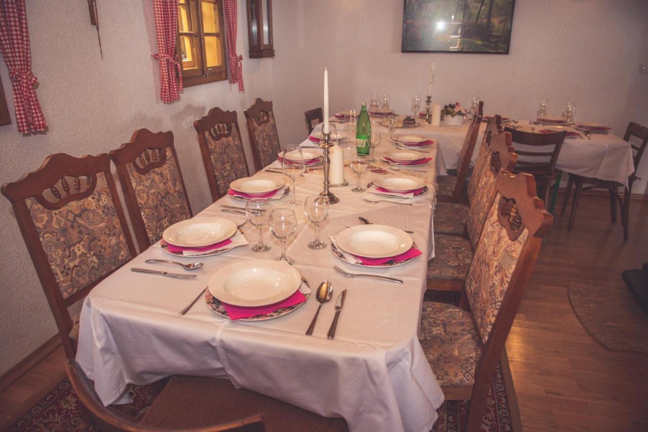 Kuca Za Odmor Poljanica Okicka Villa ยาสเตรบาร์สโก ภายนอก รูปภาพ
